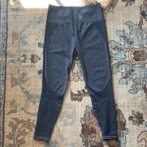 Fabletics High-Waisted Seamless Mesh Legging